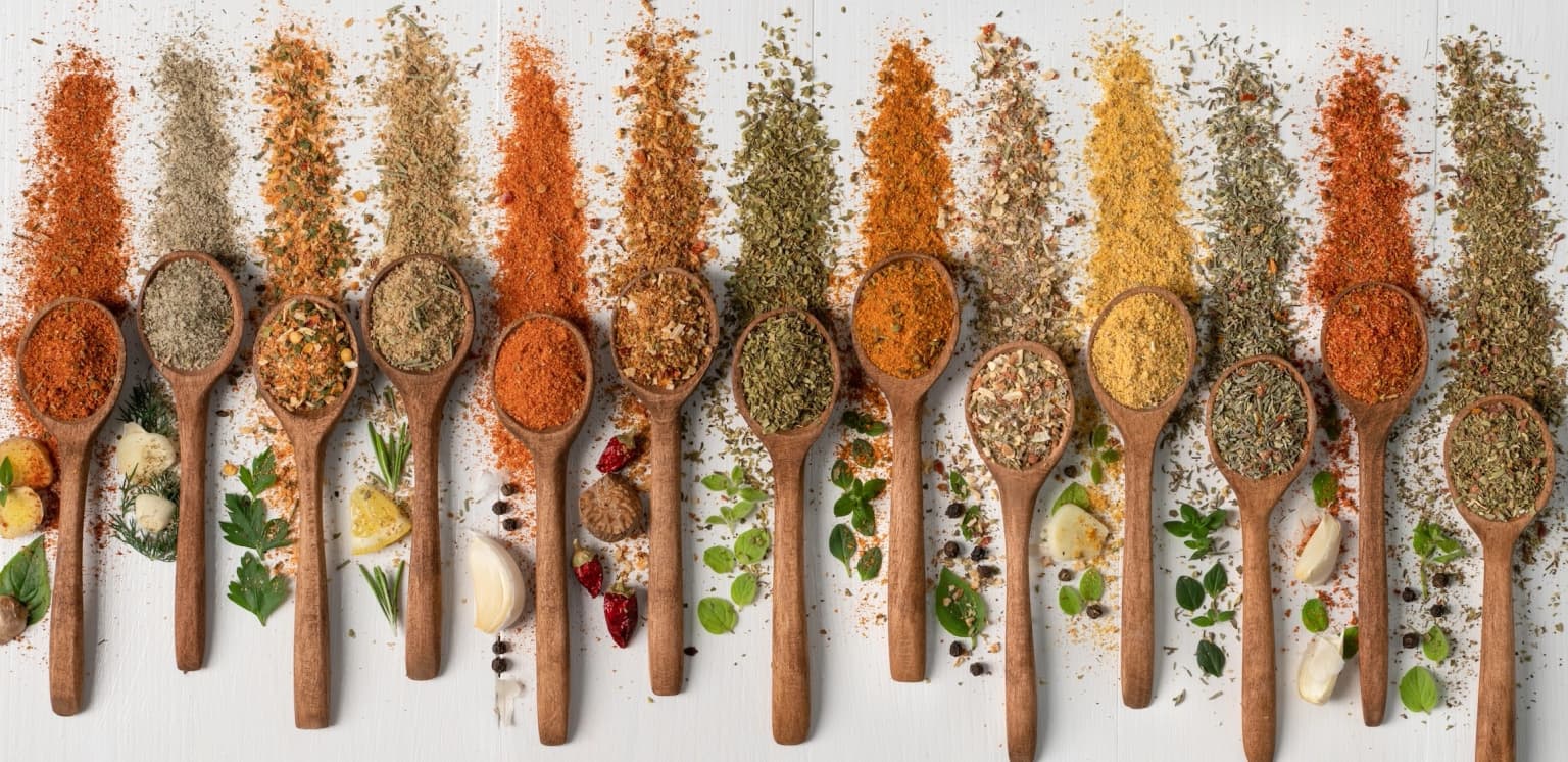 argoherbs spices in spoons